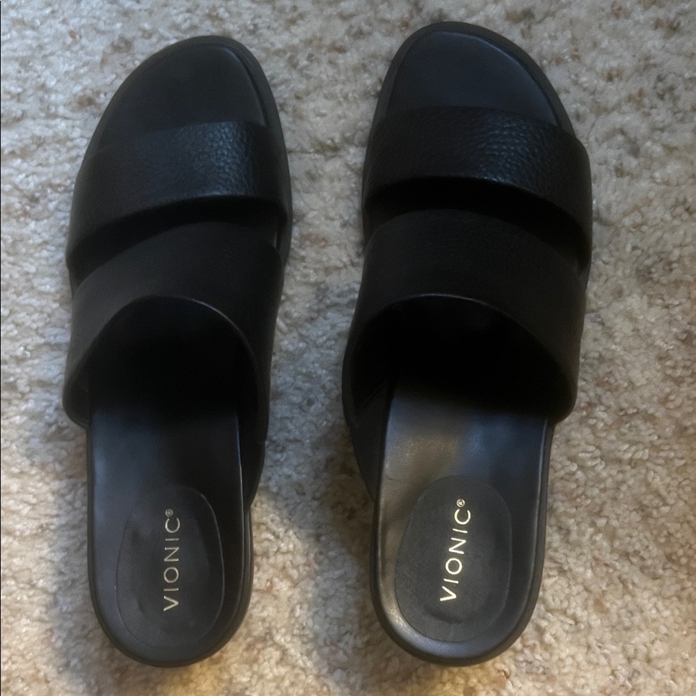 Vionic Women's Classic Black Slide Sandals